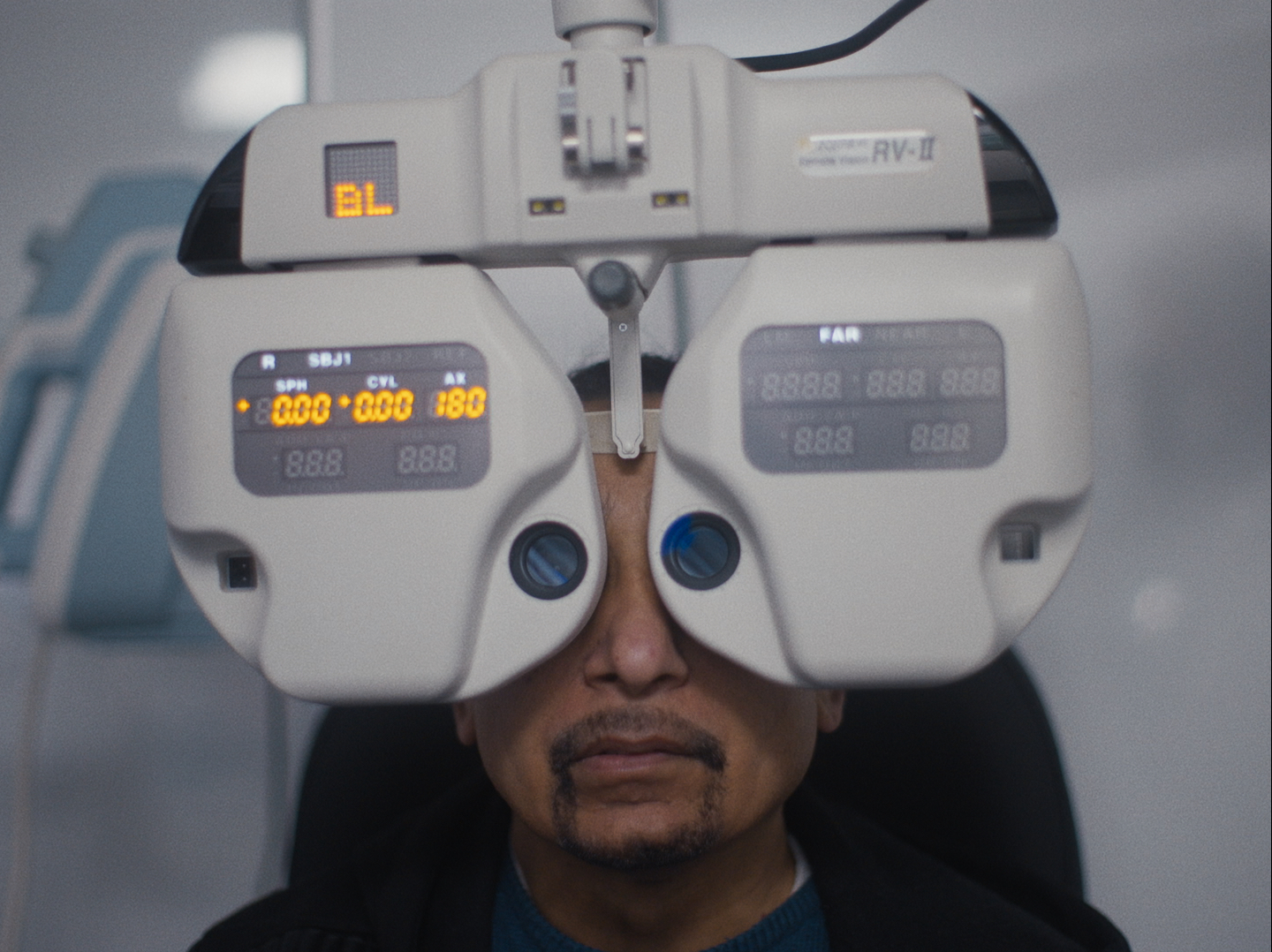 kadr z filmu tata marzy o wieczności