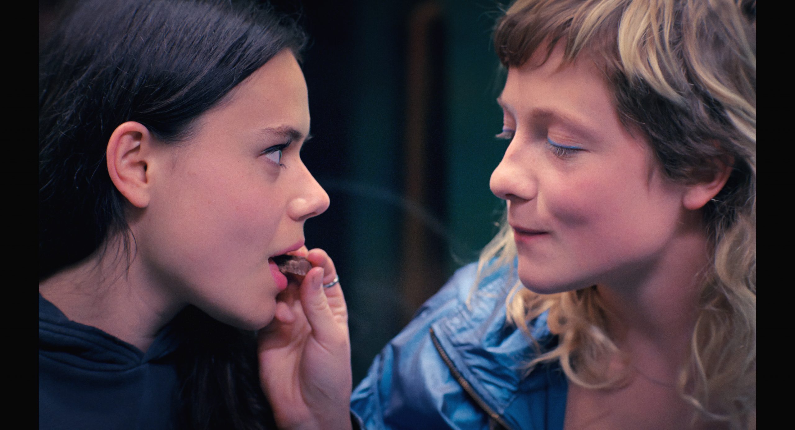 kadr z filmu język obcy