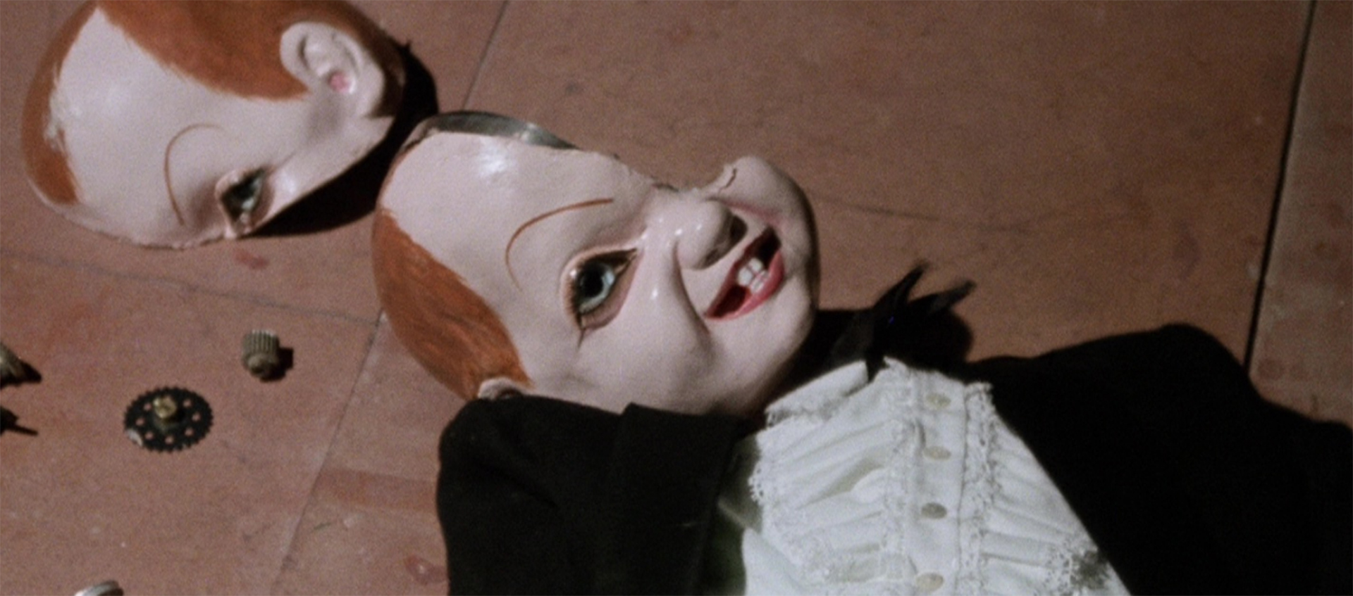 Kard z filmu "Głęboka czerwień"